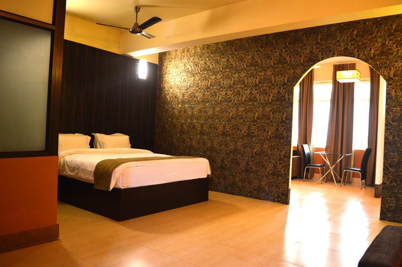 Hotel Grand Tizu Dimāpur Exteriör bild