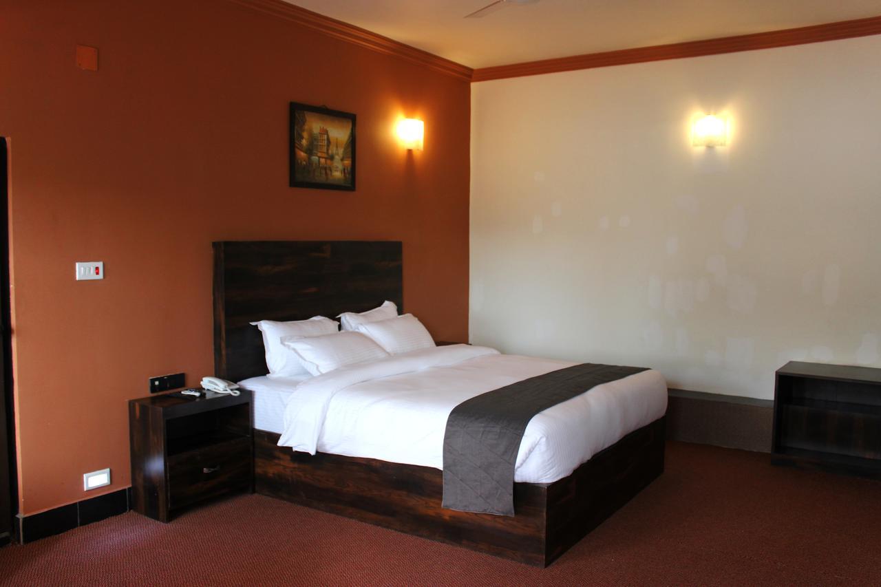 Hotel Grand Tizu Dimāpur Exteriör bild