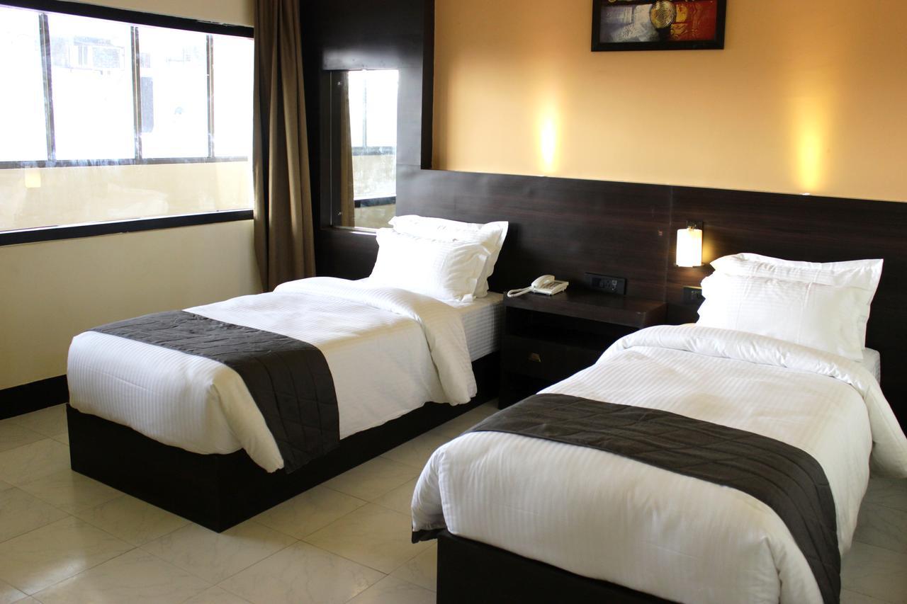 Hotel Grand Tizu Dimāpur Exteriör bild